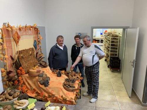 Fachpraktische Meisterprüfung der Bäcker im Handwerksbildungszentrum Siegburg